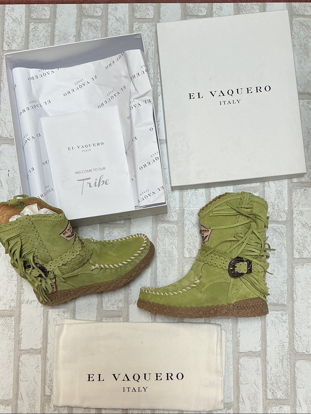 EL VAQUERO Women's Green Suede Fringe Moccasin Boots